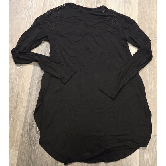 Old Navy Black Lace Shoulder Long Sleeved Women’s Shirt XS Tunic Split sides - Picture 3 of 3